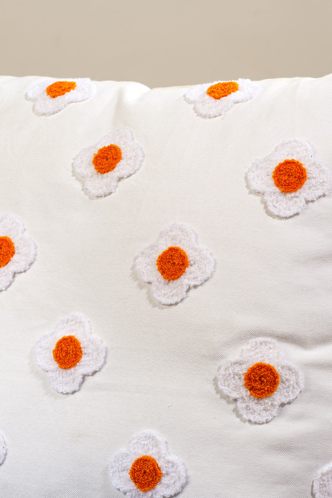 Snow Daisy Cushion Cover