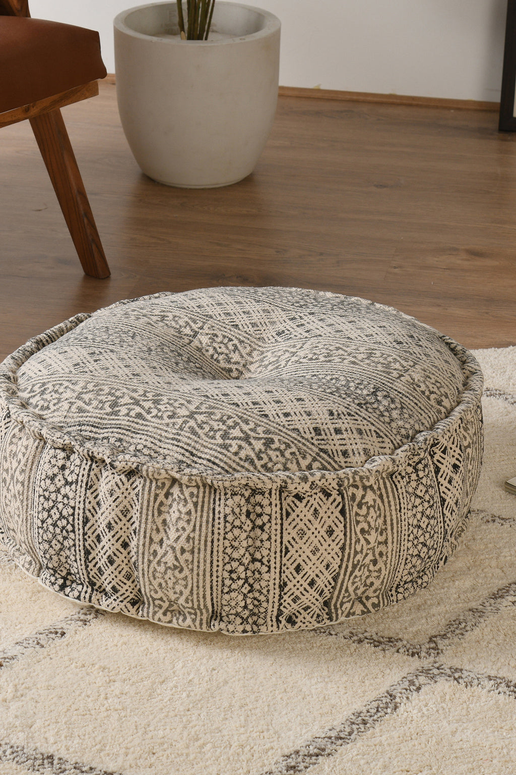 Nordic Loom Pouf